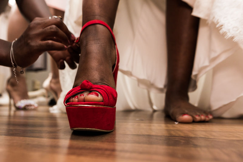 chaussure de mariée rouge et originale