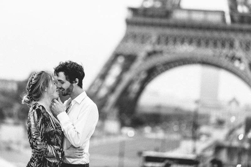 french couple on elopement in paris